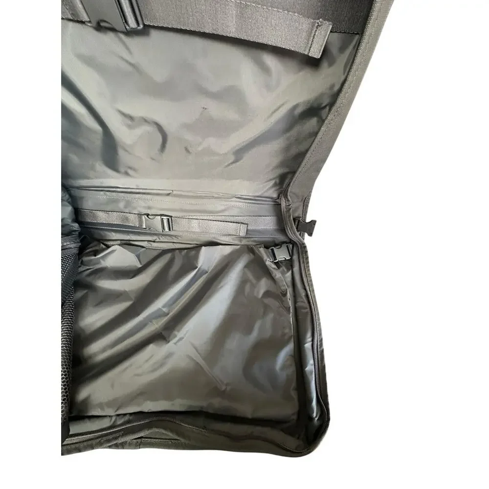 Skyway Gray Trifold Hanging Garment Bag Carry On Travel Luggage Case Organizer